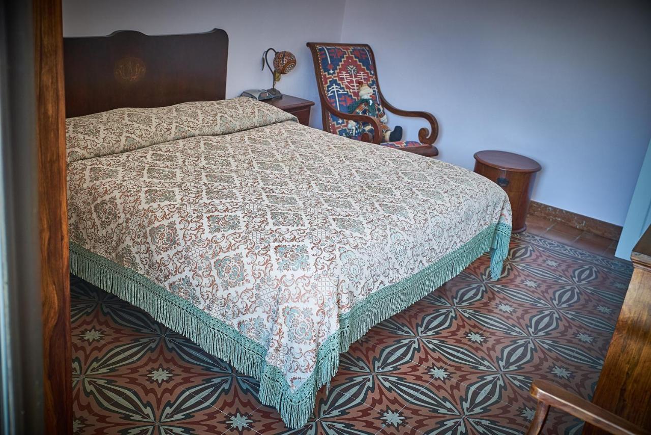 La Casa Del Tempo Bed & Breakfast Cerami Екстериор снимка